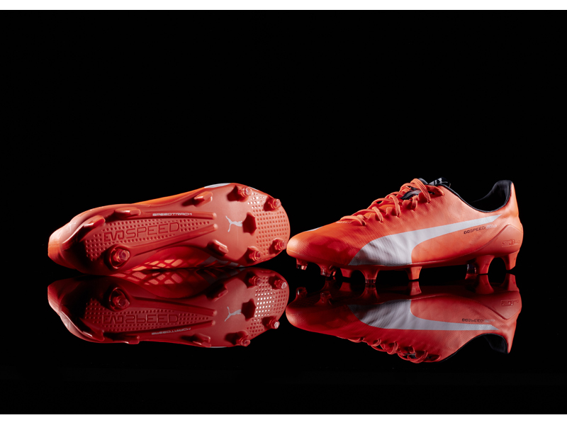 evoSPEED SL on Black Background evoSPEED SL on Black Background